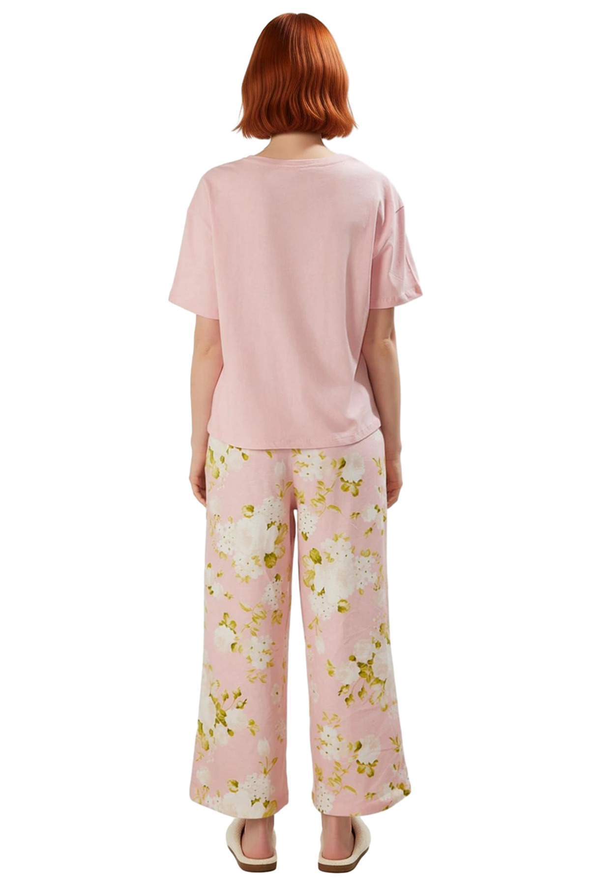 Kadın Pamuklu Çiçekli Pijama Takımı Rahat Ev Giyim Seti Özenle Seçilmiş Modern Stil
