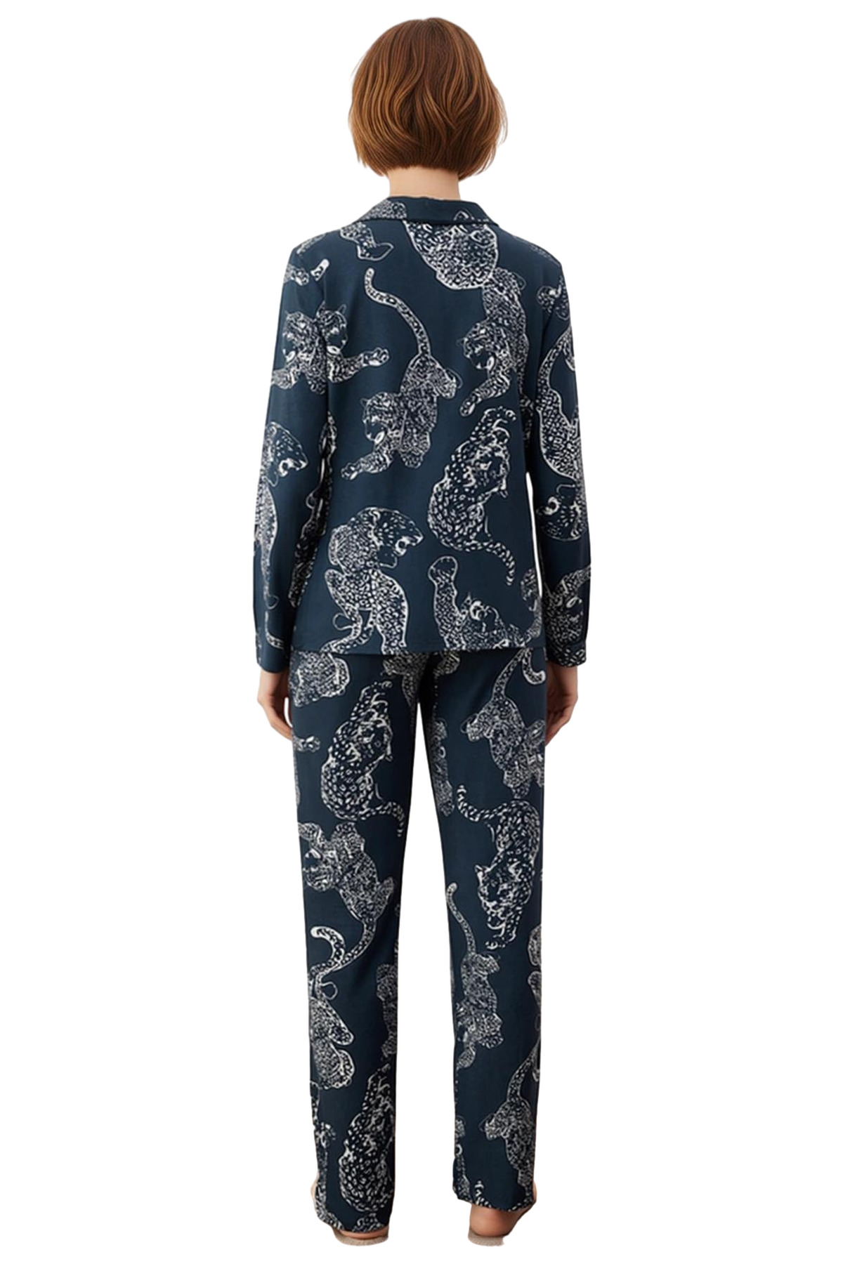 Kadın Kaplan Desenli Viskoz Pijama Takımı Rahat Şık Kışlık Görünüm Özenle Seçilmiş Modern Stil