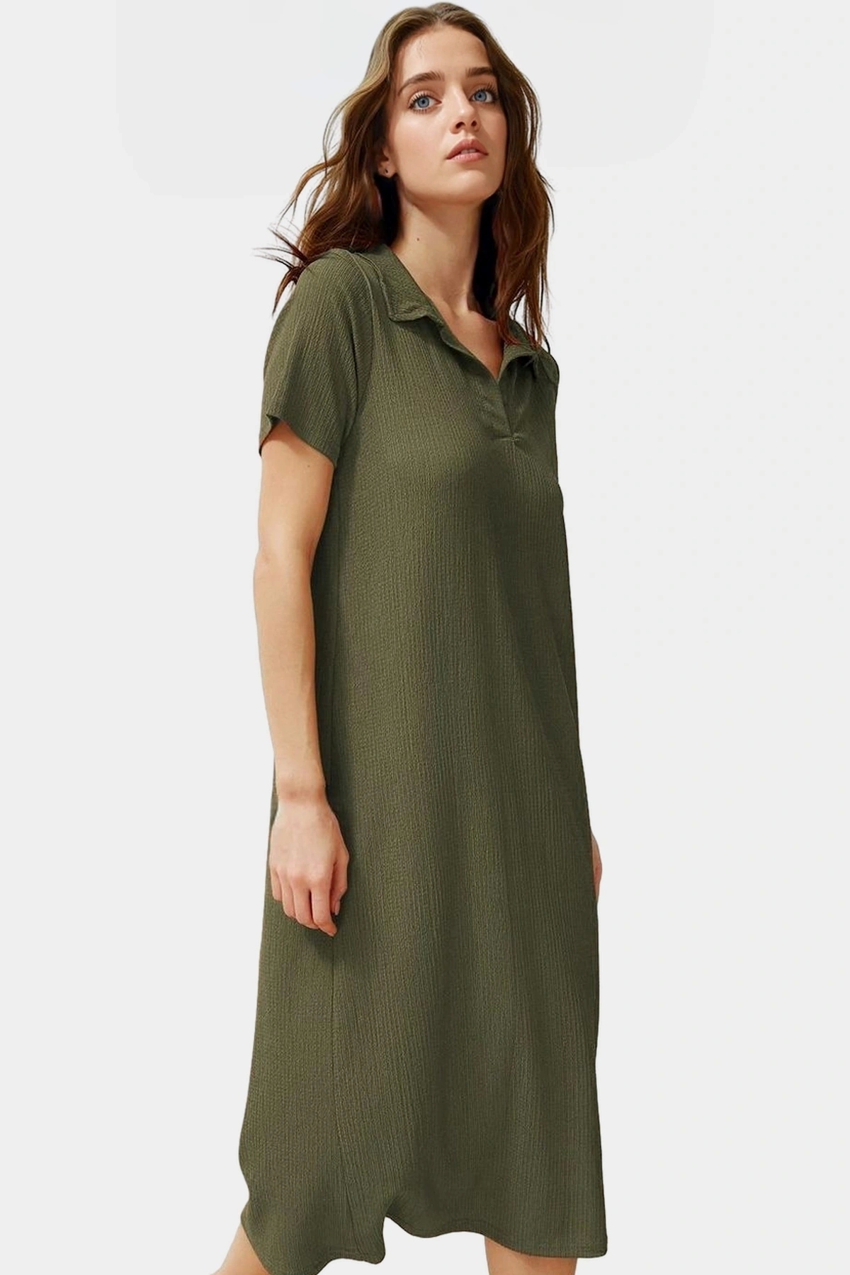 Kadın Örme Kısa Kollu Polo Yaka Midi Elbise Rahat Yazlık Günlük Stil Yaz Aylarının Vazgeçilmezi