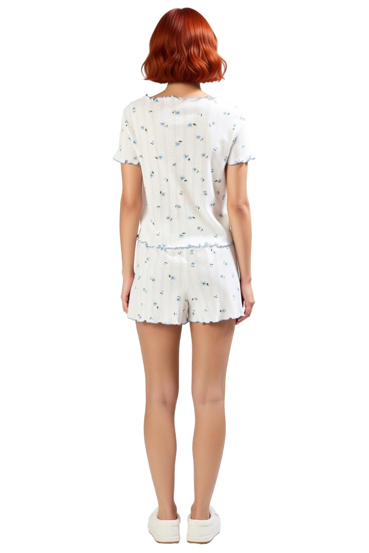 Kadın Yazlık %100 Pamuklu Çiçekli Pijama Takımı Seçkin Malzeme Modern Stil Şık Görünüm Özel Tasarım