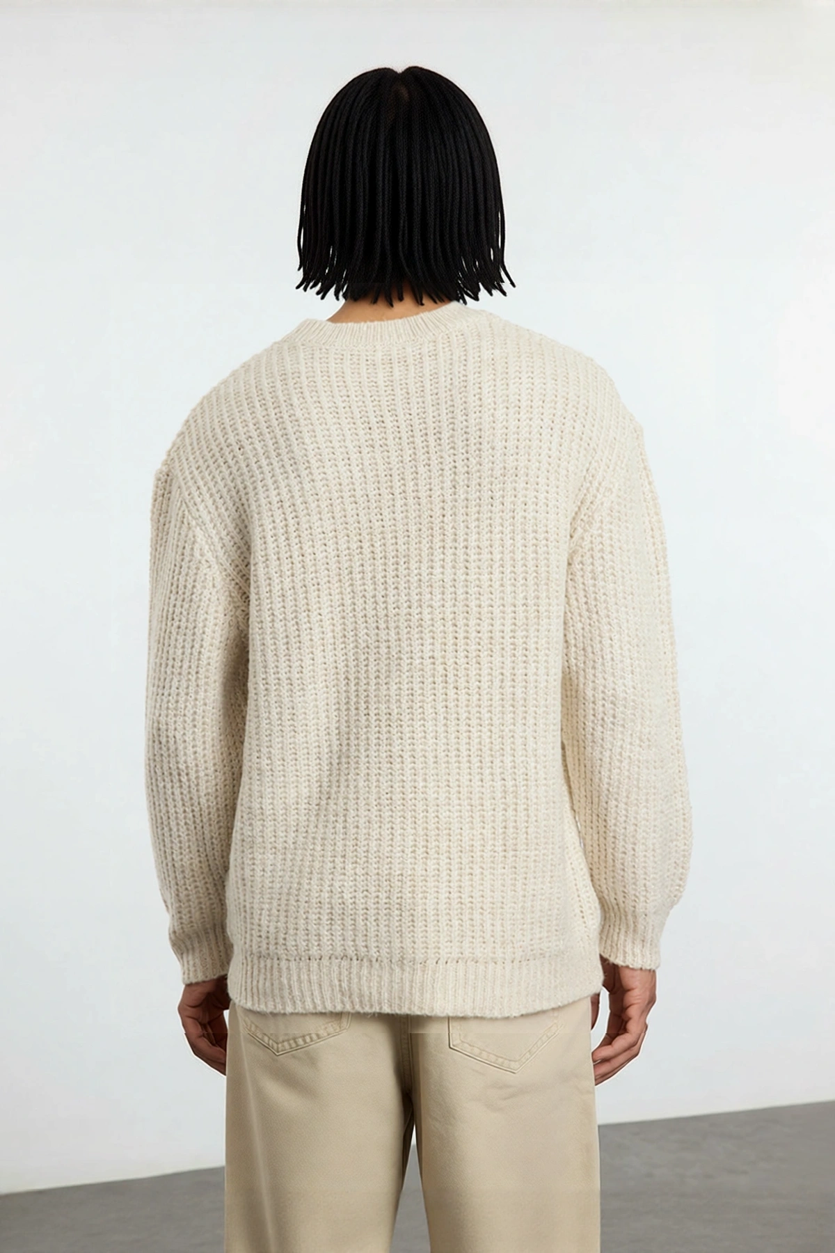 Unisex Oversize Bisiklet Yaka Dokulu Triko Kazak Soğuk Havalar İçin Şık Ve Rahat Bir Seçenek