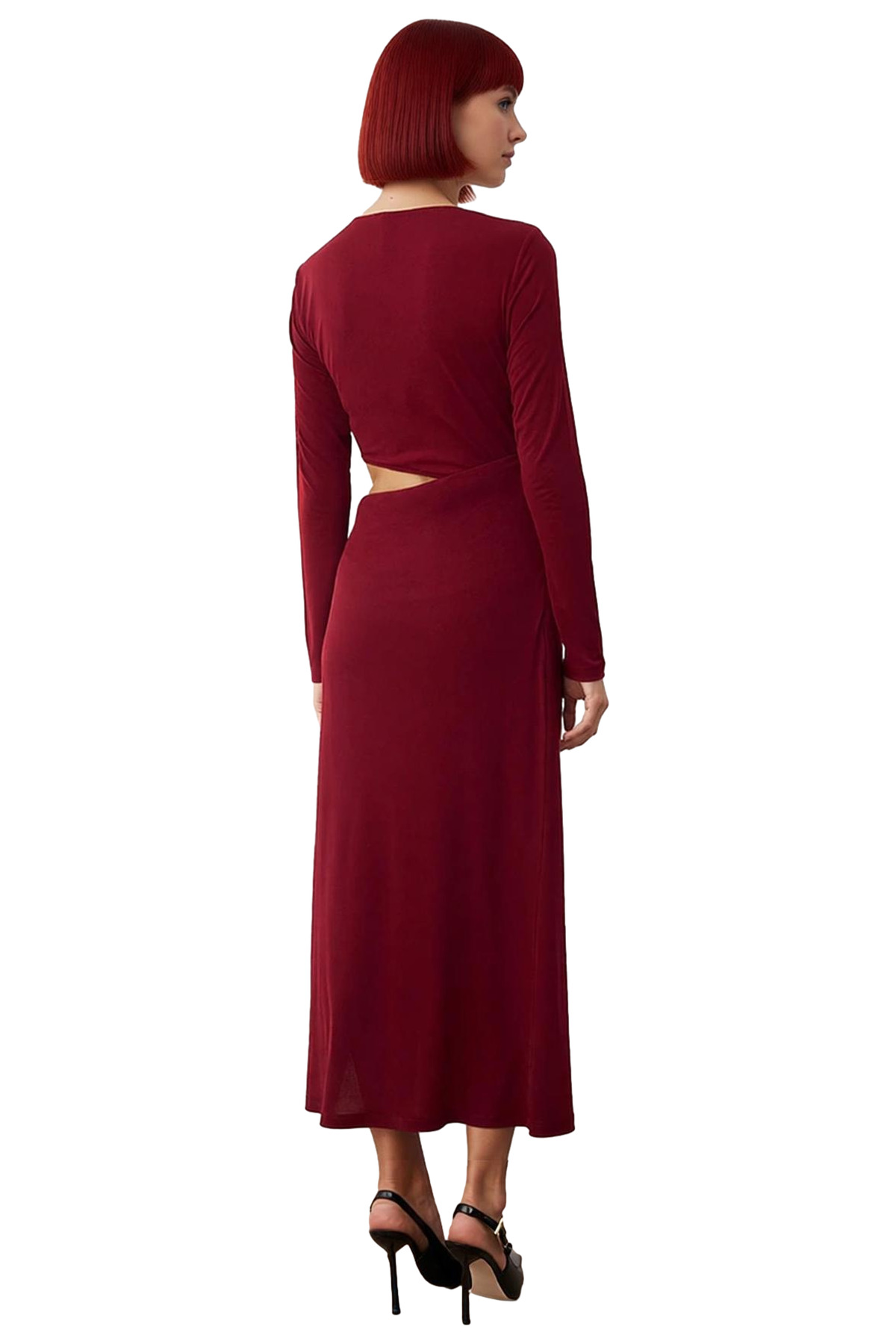 Kadın Bordo Bodycon Kesim Aksesuar ve Bel Cut Out Detaylı Uzun Kollu Maxi Elbise Şıklık Katıyor
