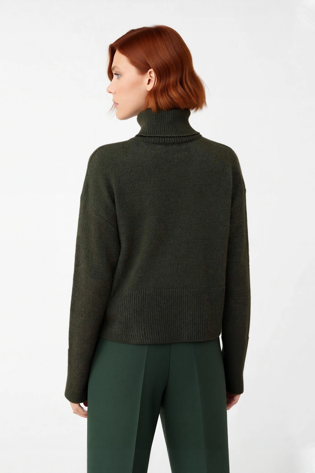 Kadın Oversize Dik Yaka Triko Kazak Standart Kollu Düz Desen Yumuşak Dokulu Crop Kışlık Rahatlık