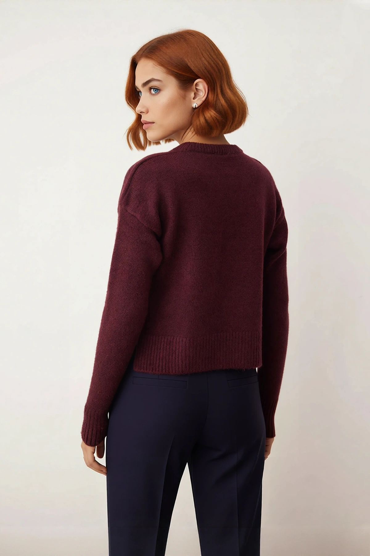 Kadın Oversize Crop Düşük Kol Bisiklet Yaka Düz Triko Kazak Kışlık Günlük Şıklık İçin Konforlu Bir